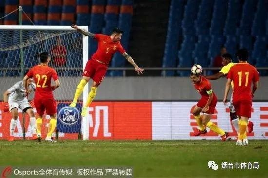  柏林赫塔防守漏洞百出，连续失球暴露后防危机